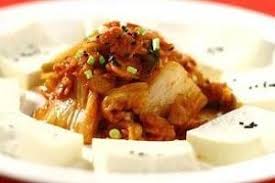 طرز تهیه یک غذا و پیش‌غذای کره‌ای به نام توفو کیم چی