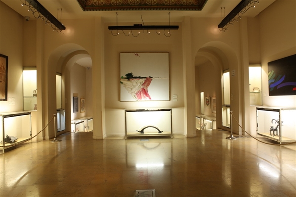 کاخ نیاوران