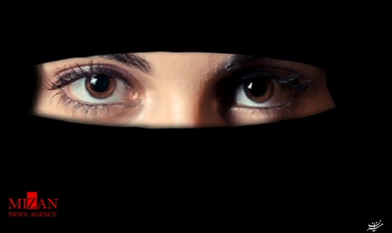 فیلم‌برداری زن محجبه آمریکایی از تعرض به خود 