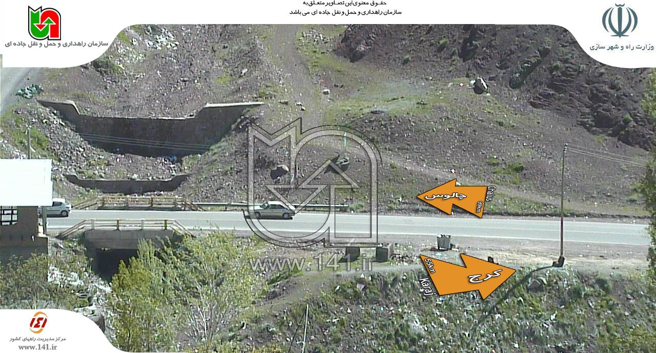 حرکت خودروها در مسیر چالوس حرکت خودروها در مسیر چالوس