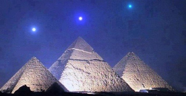 اهرام ثلاثه مصر