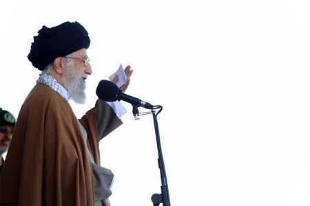 نگاهی به بیانات اخیر مقام معظم رهبری پیرامون انتخابات/ قولی که هر ۶ کاندیدا باید به مردم بدهند