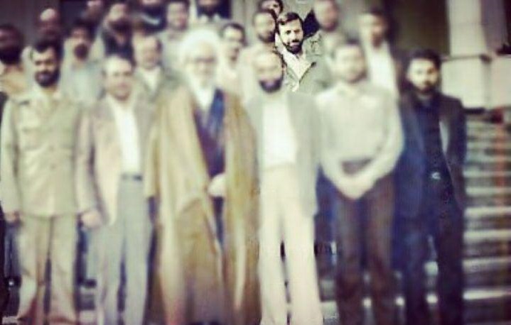 هاشمی طبا در جوانی