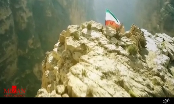 نماهنگ ایستادهایم با صدای مهدی یغمایی نماهنگ ایستادهایم با صدای مهدی یغمایی