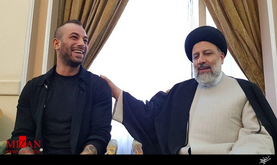 دیدار امیرحسین مقصودلو معروف به تتلو با حجتالاسلام رئیسی دیدار امیرحسین مقصودلو معروف به تتلو با حجتالاسلام رئیسی