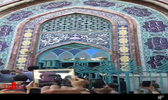 حضور جهانگیری در شعبه اخذ رای حسینیهارشاد حضور جهانگیری در شعبه اخذ رای حسینیهارشاد