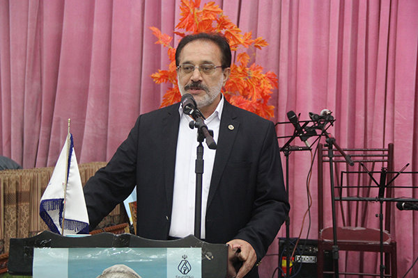 حسن حسن