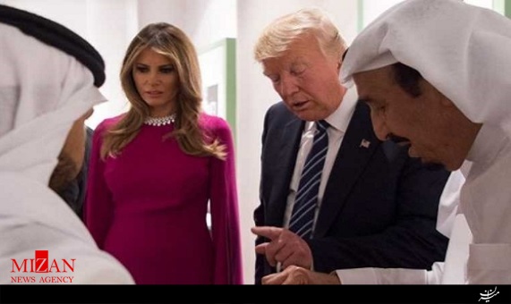داستان صرف قهوه ملانیا با ملک سلمان داستان صرف قهوه ملانیا با ملک سلمان