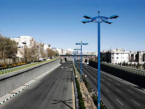  بزرگراه حکیم