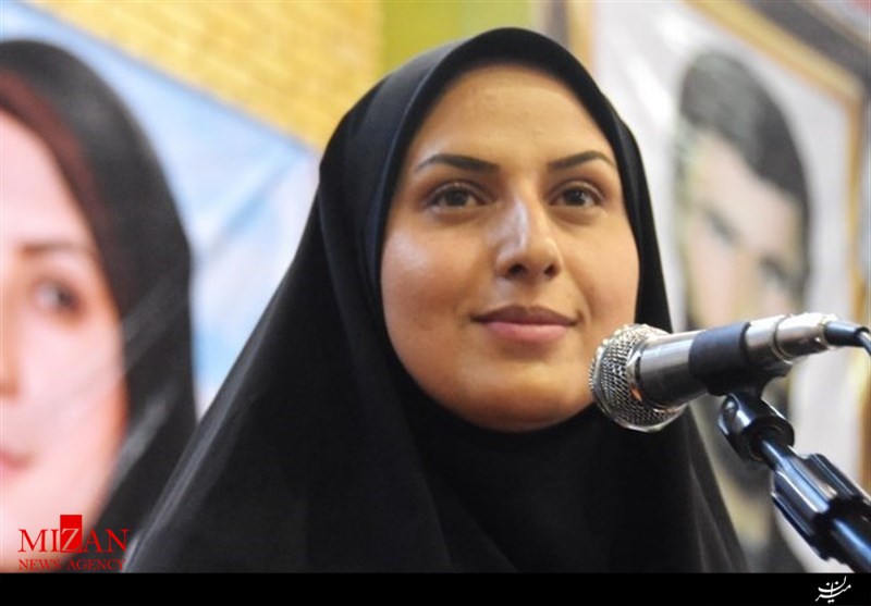 سمیه محمودی 