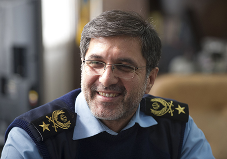 امیر برخور