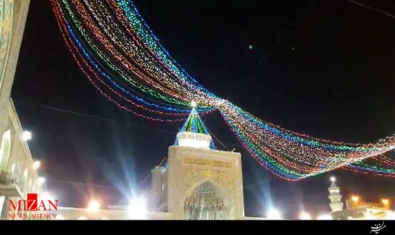 سحرخوانی در حرم مطهر رضوی سحرخوانی در حرم مطهر رضوی