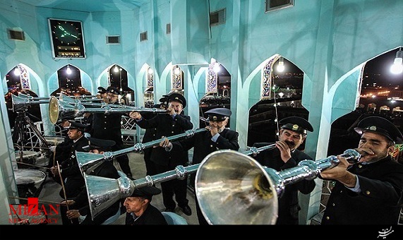 سحرخوانی در حرم مطهر رضوی سحرخوانی در حرم مطهر رضوی