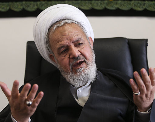 زیرسوال بردن اقدامات دهه 60 توسط کسانی که آن زمان مسئول بودند بیانصافی است زیرسوال بردن اقدامات دهه 60 توسط کسانی که آن زمان مسئول بودند بیانصافی است