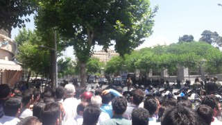 جزییات تیراندازی در مجلس شورای اسلامی/ عاملین ۴ نفر بودند/ دربهای مجلس بسته شده/ شهادت کسی گزارش نشده/ صحن علنی دایر است + صدا و تصویر جزییات تیراندازی در مجلس شورای اسلامی/ عاملین ۴ نفر بودند/ دربهای مجلس بسته شده/ شهادت کسی گزارش نشده/ صحن علنی دایر است + صدا و تصویر