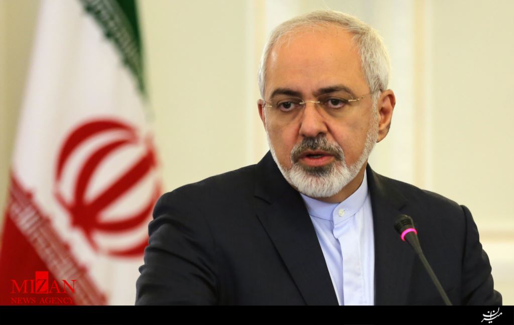 ظریف: مردم ایران ادعای دوستی آمریکا را نمی‌پذیرند