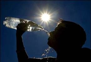 هشدار درباره مسمومیت‌های غذایی در فصل گرما