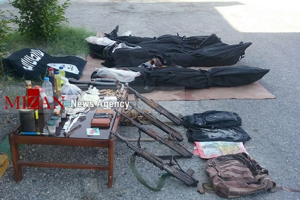 هلاکت ۴ نفر از اشرار مسلح در هرمزگان/کشف پرچم داعش از کشته شدگان/ دو نفر تبعه خارجی هستند هلاکت ۴ نفر از اشرار مسلح در هرمزگان/کشف پرچم داعش از کشته شدگان/ دو نفر تبعه خارجی هستند