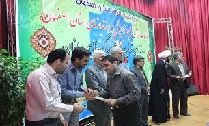 انس با قرآن طراوت و تزکیه نفس را به همراه خواهد داشت