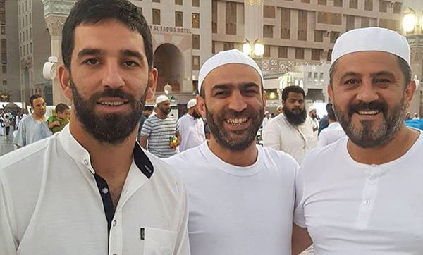 بازیکن بارسلونا در حج + تصویر
