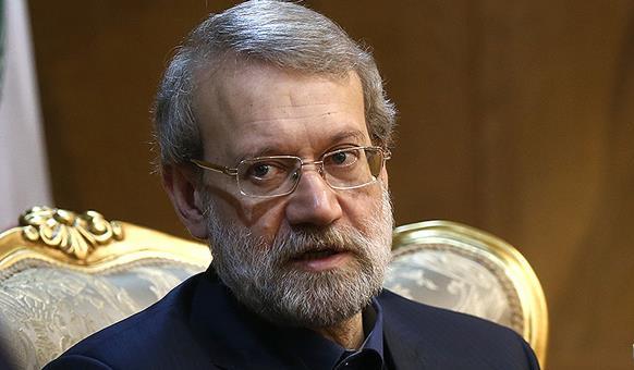 لاریجانی از آیت الله مظاهری عیادت کرد