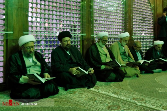 تجدید میثاق رئیس قوه قضائیه و مسئولان عالی قضایی با آرمانهای امام خمینی (ره) تجدید میثاق رئیس قوه قضائیه و مسئولان عالی قضایی با آرمانهای امام خمینی (ره)