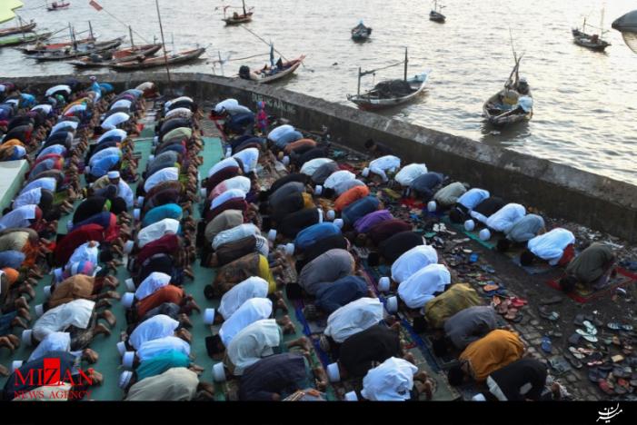 برپایی نماز عید فطر و جشن در سراسر جهان به روایت تصویر برپایی نماز عید فطر و جشن در سراسر جهان به روایت تصویر