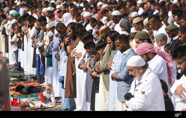 برپایی نماز عید فطر و جشن در سراسر جهان به روایت تصویر برپایی نماز عید فطر و جشن در سراسر جهان به روایت تصویر