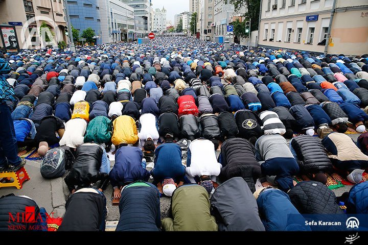 برپایی نماز عید فطر و جشن در سراسر جهان به روایت تصویر برپایی نماز عید فطر و جشن در سراسر جهان به روایت تصویر