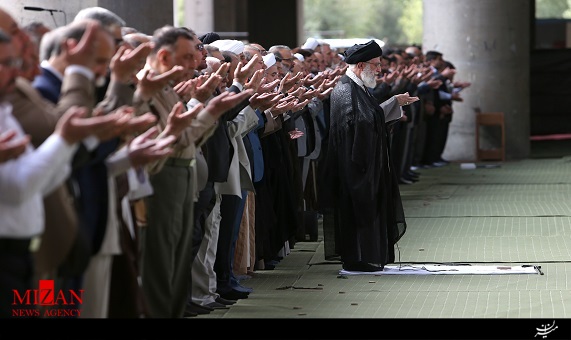 نماز عید فطر به امامت رهبر انقلاب + فیلم