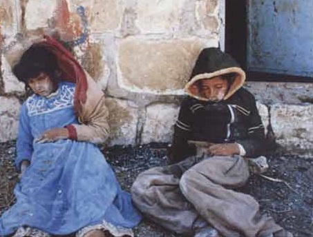 سکوت سازمان ملل درباره فاجعه سردشت ۳۰ ساله شد/ روزی که صدام ۱۳۰ انسان بی‌گناه را به کام مرگ کشاند + تصاویر