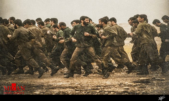 ایستاده در غبار + فیلم