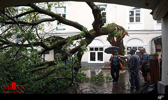 طوفان قرن مسکو را درنوردید طوفان قرن مسکو را درنوردید