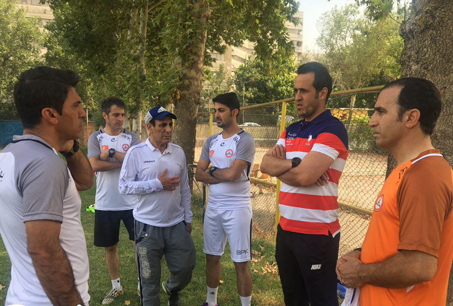 علی کریمی نفت تهران