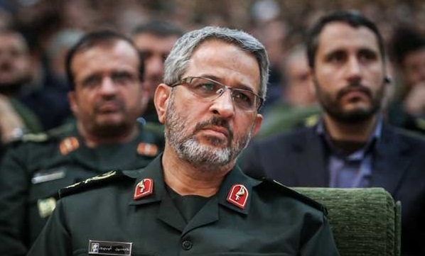 زدن سپاه یعنی خودزنی در انقلاب