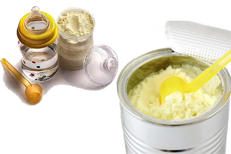 چگونه متوجه حساسیت نوزادمان به شیر خشک شویم چگونه متوجه حساسیت نوزادمان به شیر خشک شویم