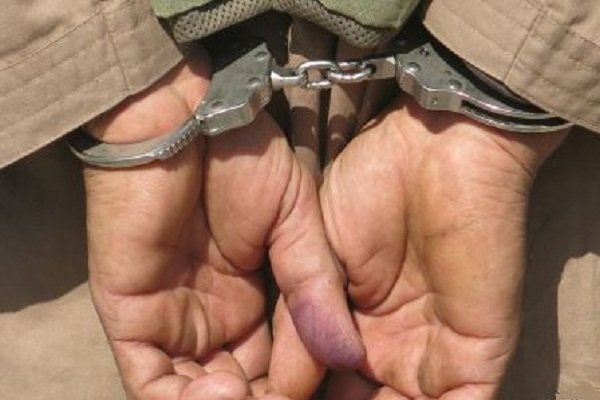بازداشت یک فرمانده ارشد 