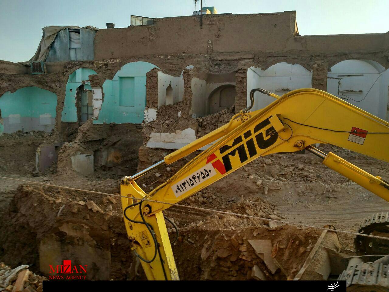 بررسی مجوز بنای تخریب شده در بافت تاریخی یزد/ در صورتی که تخلفی رخ داده باشد برخورد می کنیم