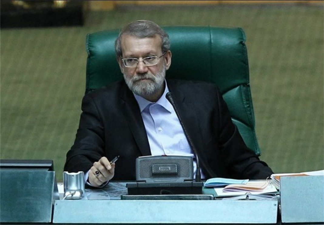 دستور لاریجانی برای بررسی «بازگشت حقوق‌های نجومی»