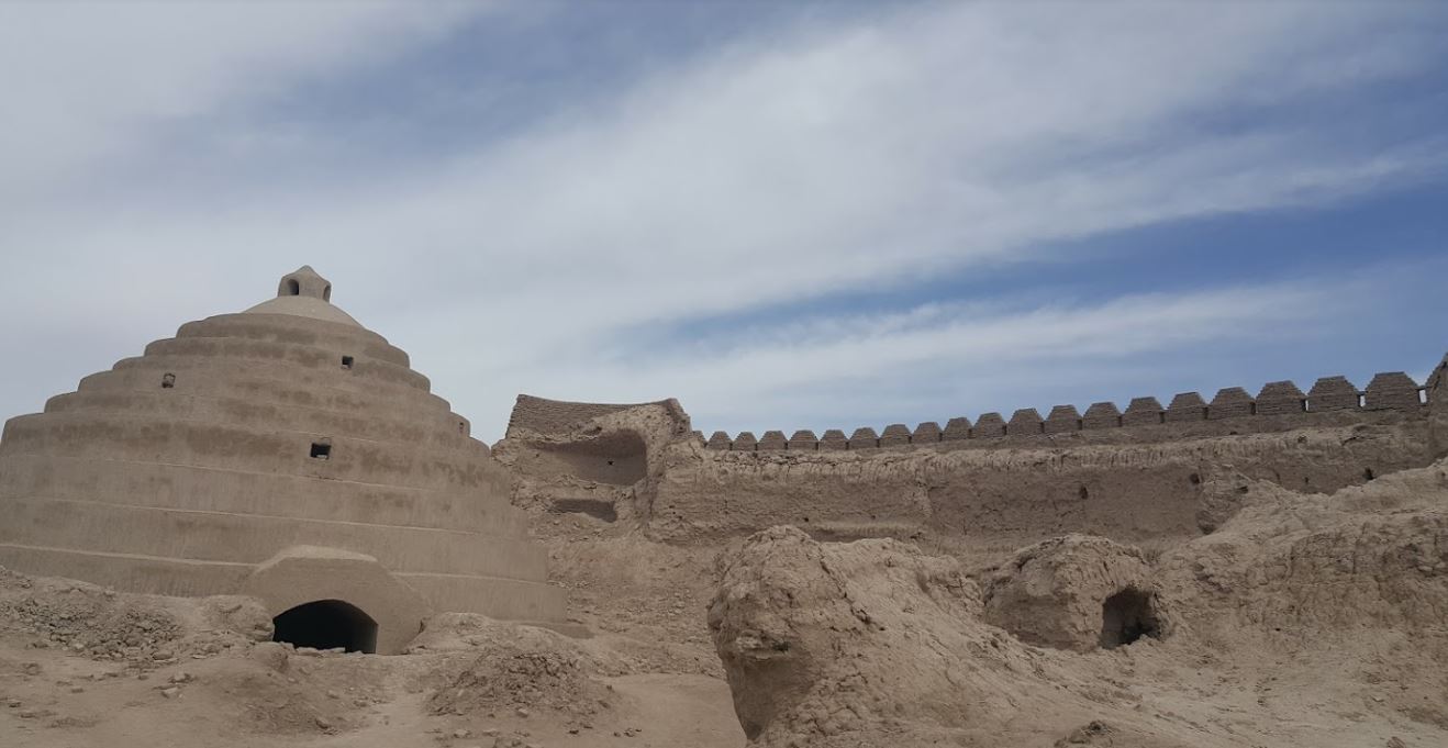 قلعه رستم، امارتی افسانه ای در کویر سیستان قلعه رستم، امارتی افسانه ای در کویر سیستان
