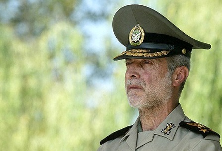 بازدید سرلشکر صالحی از کارگاه‌های آموزش دانشجویان دانشگاه پدافند هوایی
