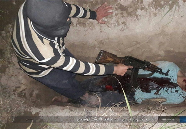 چرا داعش پس از دوسال عضو حشدالشعبی را اعدام کرد؟+تحلیل تصاویر چرا داعش پس از دوسال عضو حشدالشعبی را اعدام کرد؟+تحلیل تصاویر
