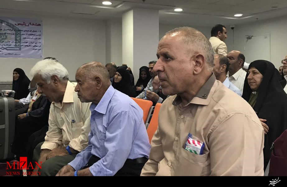 آغاز مراسم بدرقه حجاج در فرودگاه امام(ره)
