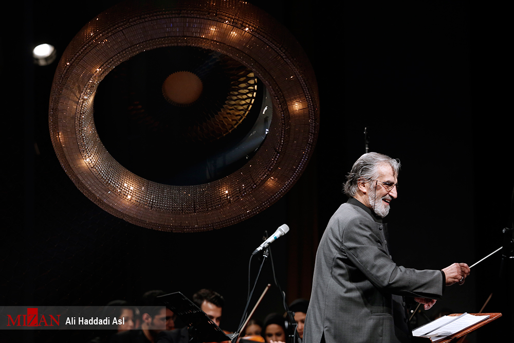 از جدیدترین اجرای ارکستر ملی ایران تا واکنش نادر طالب‌زاده به حضورش در برنامه خارجی/ خانم بازیگری که بعد از گذاشتن بالن معده افزایش وزن پیدا کرد////////// سه شنبه////// ارسال نشود