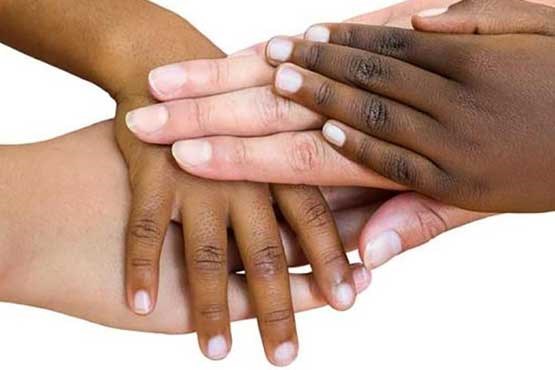 چرا رنگ پوست انسان‌ها با یکدیگر فرق می‌کند؟