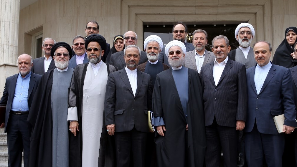 «روحانی» احتمالا فهرست اعضای کابینه را امروز تقدیم مجلس میکند «روحانی» احتمالا فهرست اعضای کابینه را امروز تقدیم مجلس میکند