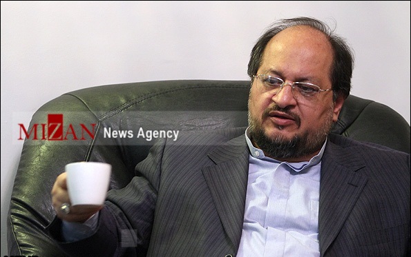 محمد شریعتمداری