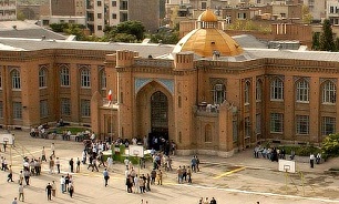 چمران زنگ مهر را در مدرسه برادرش نواخت