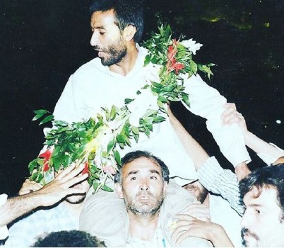نماینده مجلس در اسارت + عکس نماینده مجلس در اسارت + عکس