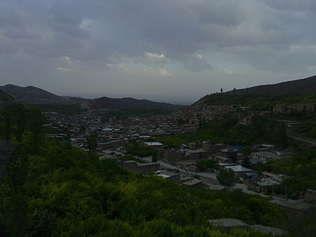 اهمیت تاریخی رباط کریم/ عمارت باغ امیر سمنان/ پایتخت لواشک ایران/ آرامگاه سلطان عطابخش/ قهرج قدیمی ترین مسجد ایران